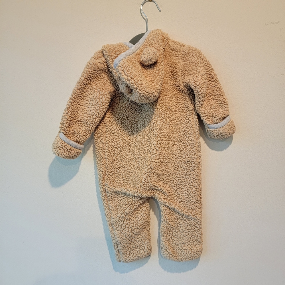 Sherpa baby bunt suit from Nordstrom 9 months Nordstrom faux sherpa jacket